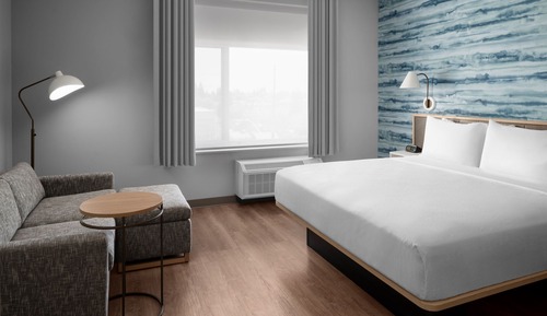 Suite, 1 Bedroom, Non Smoking (Mobility/Hearing Accessible, Tub)