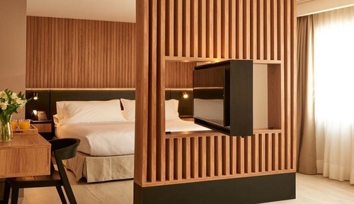 Standard Suite, 1 King Bed, Non Smoking