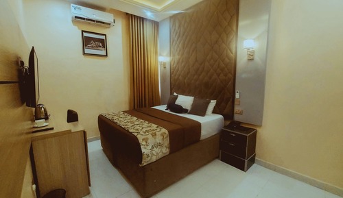 Executive Single Room