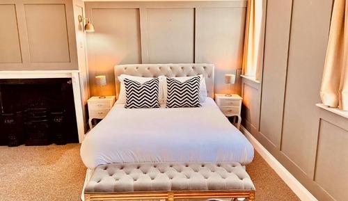 Exclusive Studio Suite