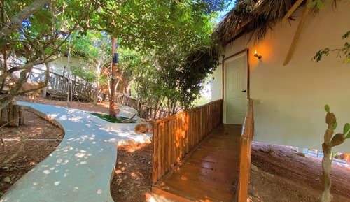 Luxury Cabin, 1 King Bed, Partial Sea View