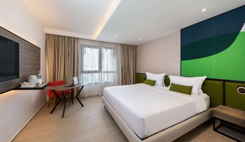 Standard Room, 1 Double or 2 Twin Beds