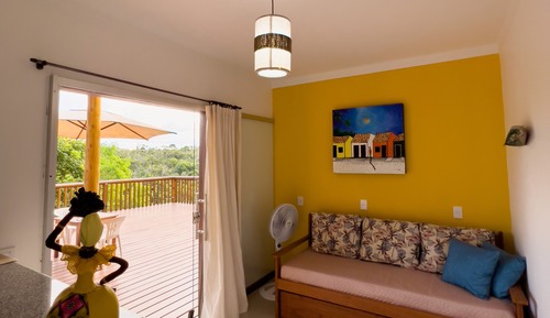 Economy Apartment, Poolside