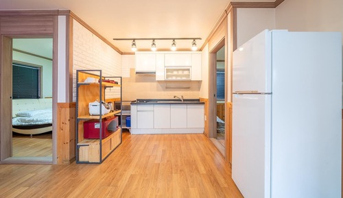 Basic Room, 2 Bedrooms (jeonwon 8)