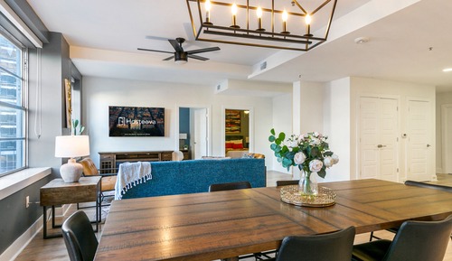 Superior Condo, 4 Bedrooms, 2 Bathrooms