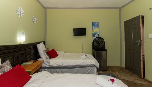 Family Room, 1 Bedroom, Garden View