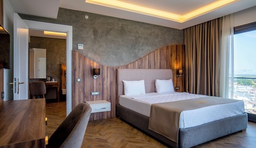 Family Room, Sea View