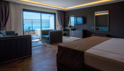 Deluxe Double or Twin Room, Balcony, Sea View, Jacuzzi