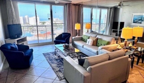 Condo, 2 Bedrooms