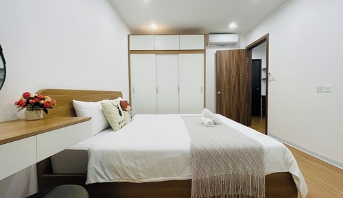 Romantic Apartment, Lake View