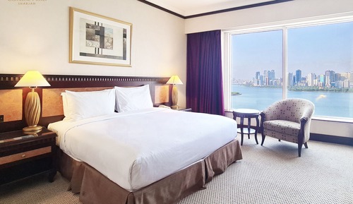 Premium King Room With Lagoon View