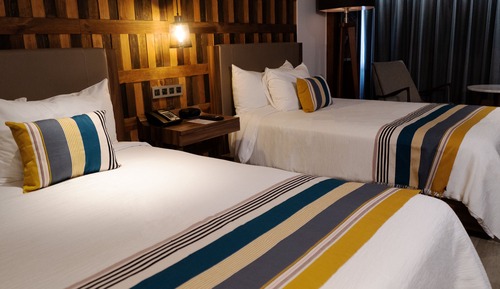 Standard Room, 2 Double Beds