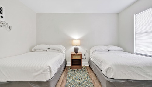 Suite, 2 Bedrooms, City View
