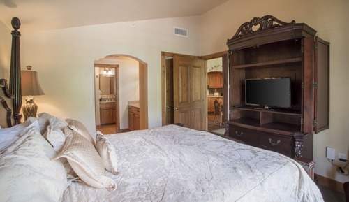 Condo, 1 Bedroom