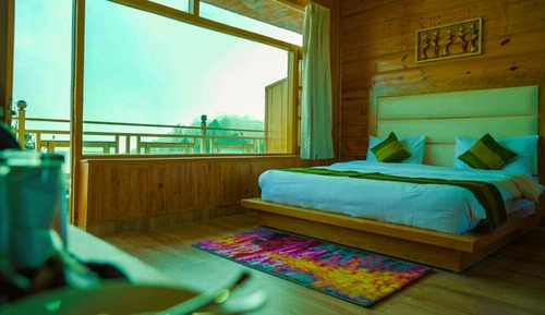 Himalayan Room With Balcony