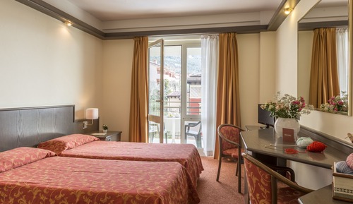 Classic Twin Room