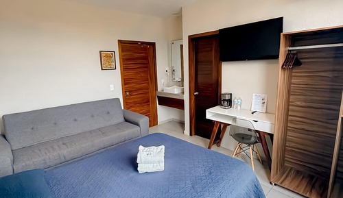 Standard Room, 1 Queen Bed with Sofa bed, Hill View