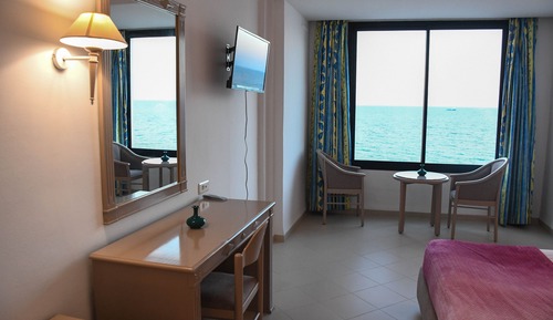 Panoramic Single Room, 1 Queen Bed, Beach View