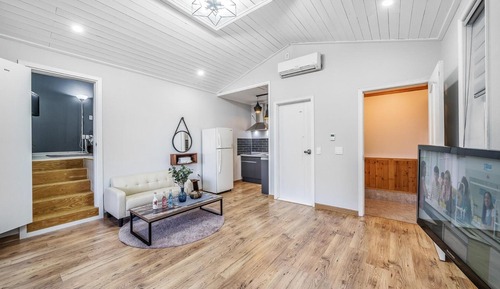 Basic Room, 1 Bedroom (Modern Family(two-room,netflex))