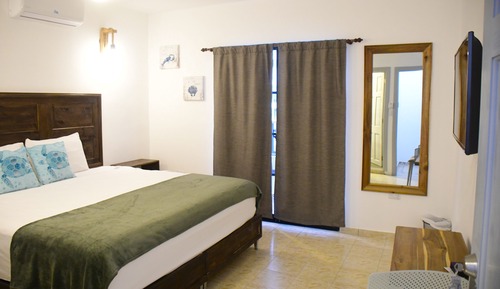 Classic Double Room, 1 Queen Bed, Bay View, Tower