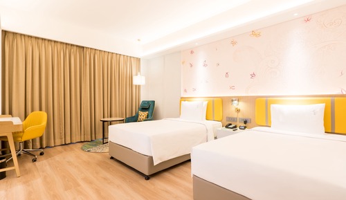 Standard Room, 2 Twin Beds (High Floor)