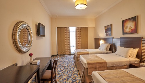 Deluxe Triple Room