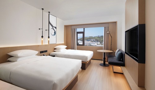 Superior Room, 2 Double Beds, City View