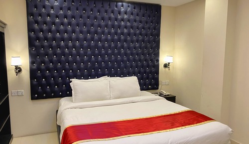 Premium Single Room