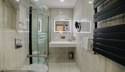 Deluxe Single Room