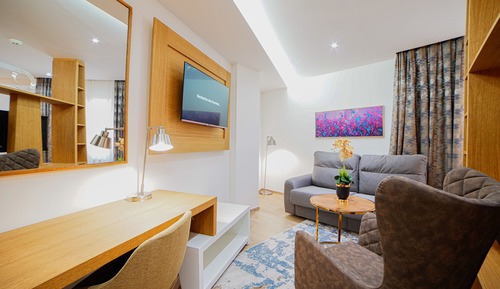 Junior Suite