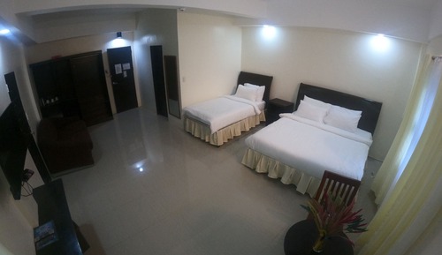 Deluxe Studio Suite