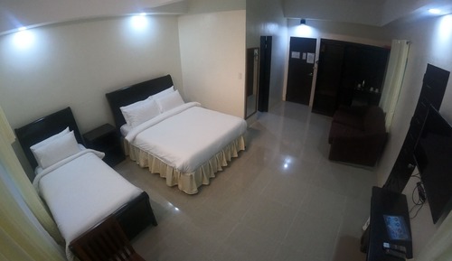 Deluxe Studio Suite