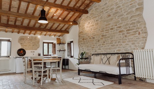 Honeymoon Apartment