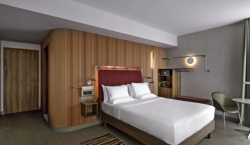 Executive Room, 1 Queen Bed with Sofa bed