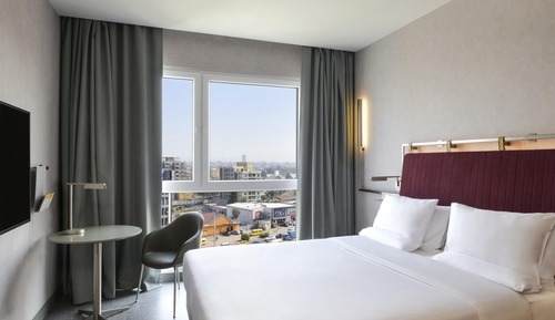 Standard Room, 1 Queen Bed