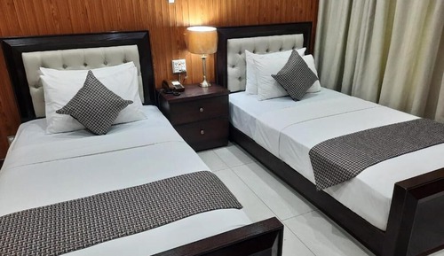 Deluxe Single Room