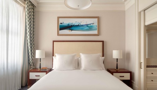 Suite (Westminister)