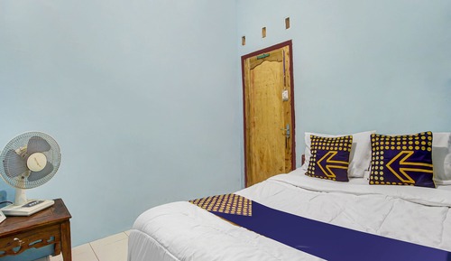 Economy Double Room