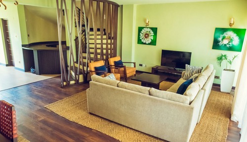 Deluxe Villa