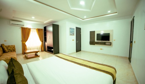 Family Apartment, 2 Bedrooms, City View