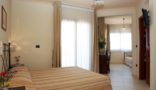 Double or Twin Room, Balcony