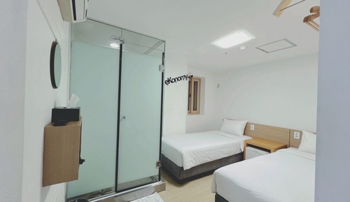 Ekonomy Twin (No Windows)