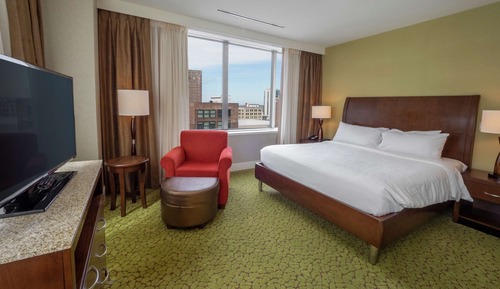 Junior Suite, 1 King Bed, Non Smoking