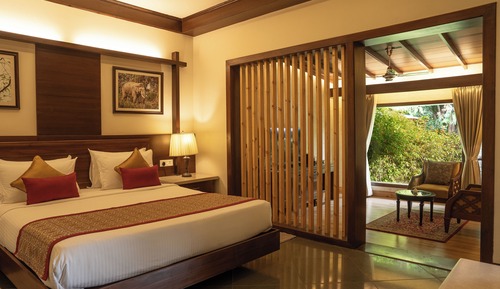 Corbett Den Suite