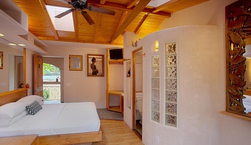 Deluxe Room, 1 King Bed, Ocean View