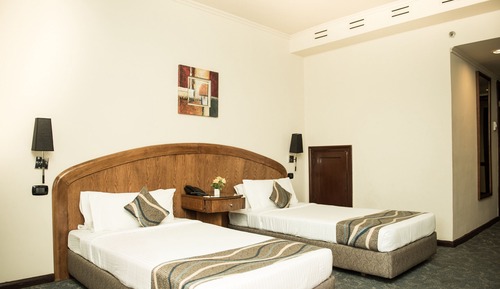 Deluxe Room, City View (Connected)