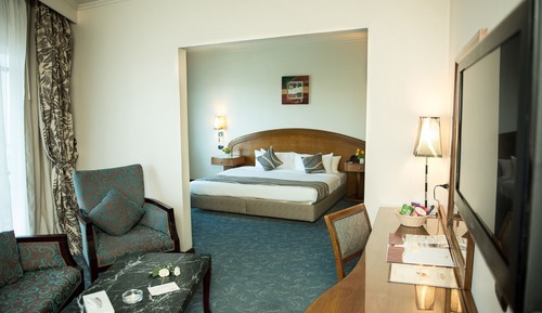 Junior Suite (with Sea Side View)