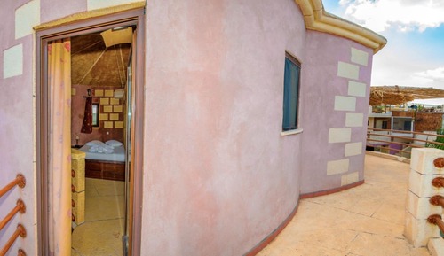 Duplex, 2 Bedrooms (Ostria - Windmill split level)