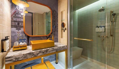 Standard Room, 1 King Bed, Balcony, Garden View (Sunset Garden View)