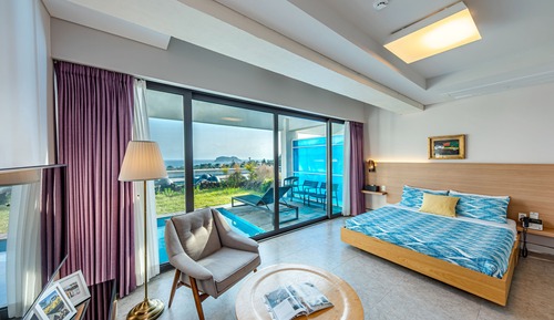 Duplex,Kid's Private Pool(Art Museum Ticket)-Pool surcharge 20,000 KRW applies except 1Jul - 5Sep